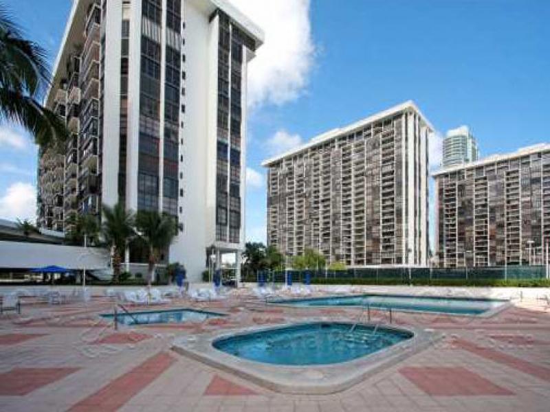Brickell Place, Brickell property management