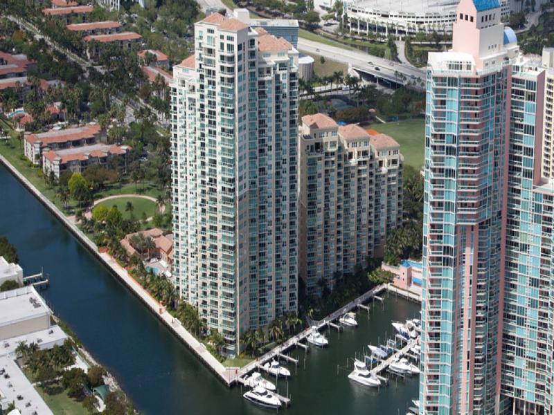 Aventura Marina, Aventura property management