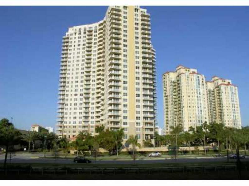 Turnberry On The Green, Aventura property management